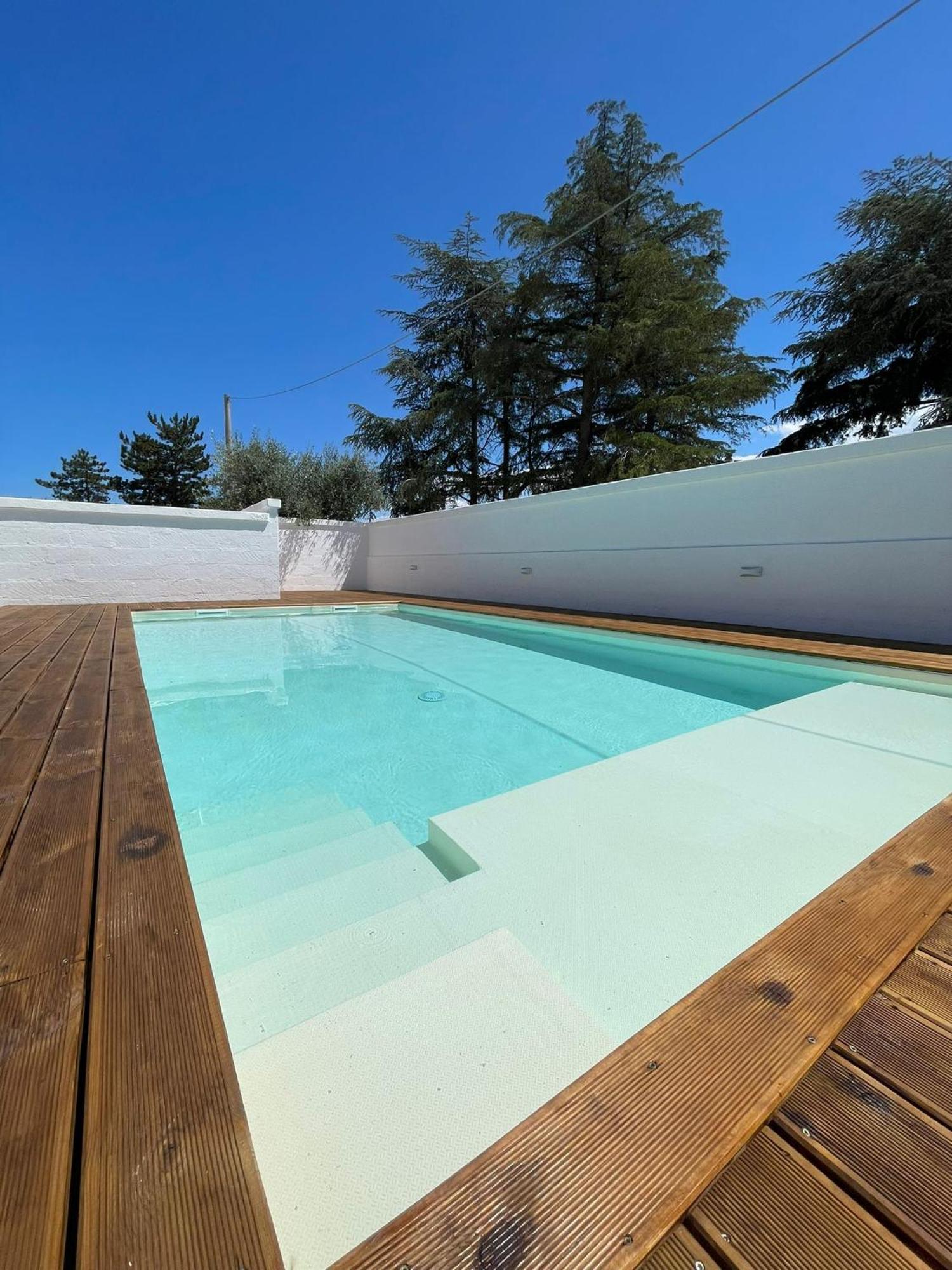 Allivigne Rooms & Pool โปลีญาโนอามาเร ห้อง รูปภาพ